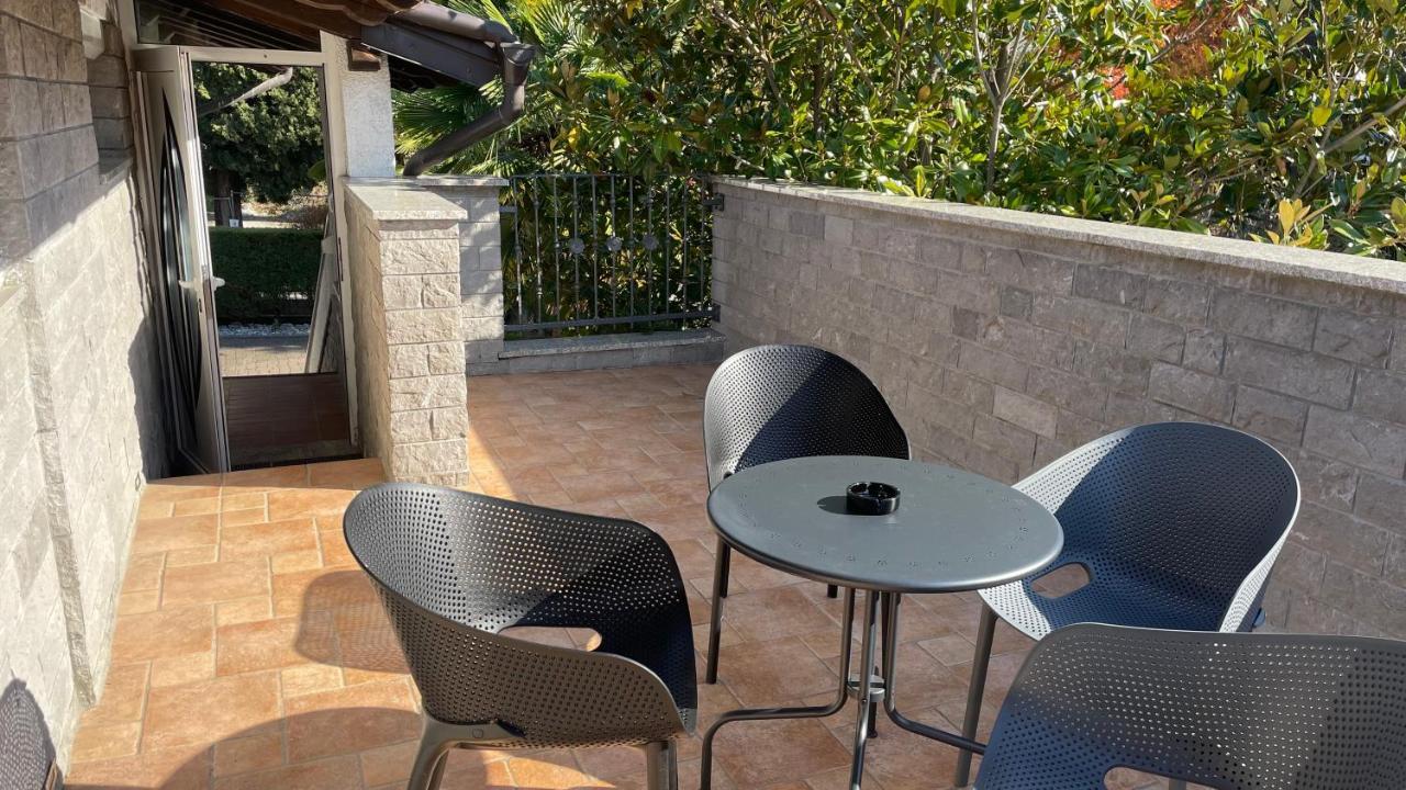Madonca Rooms & Restaurant نوفا جوريكا المظهر الخارجي الصورة