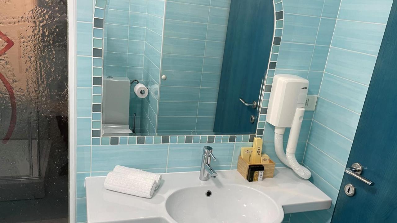 Madonca Rooms & Restaurant نوفا جوريكا المظهر الخارجي الصورة
