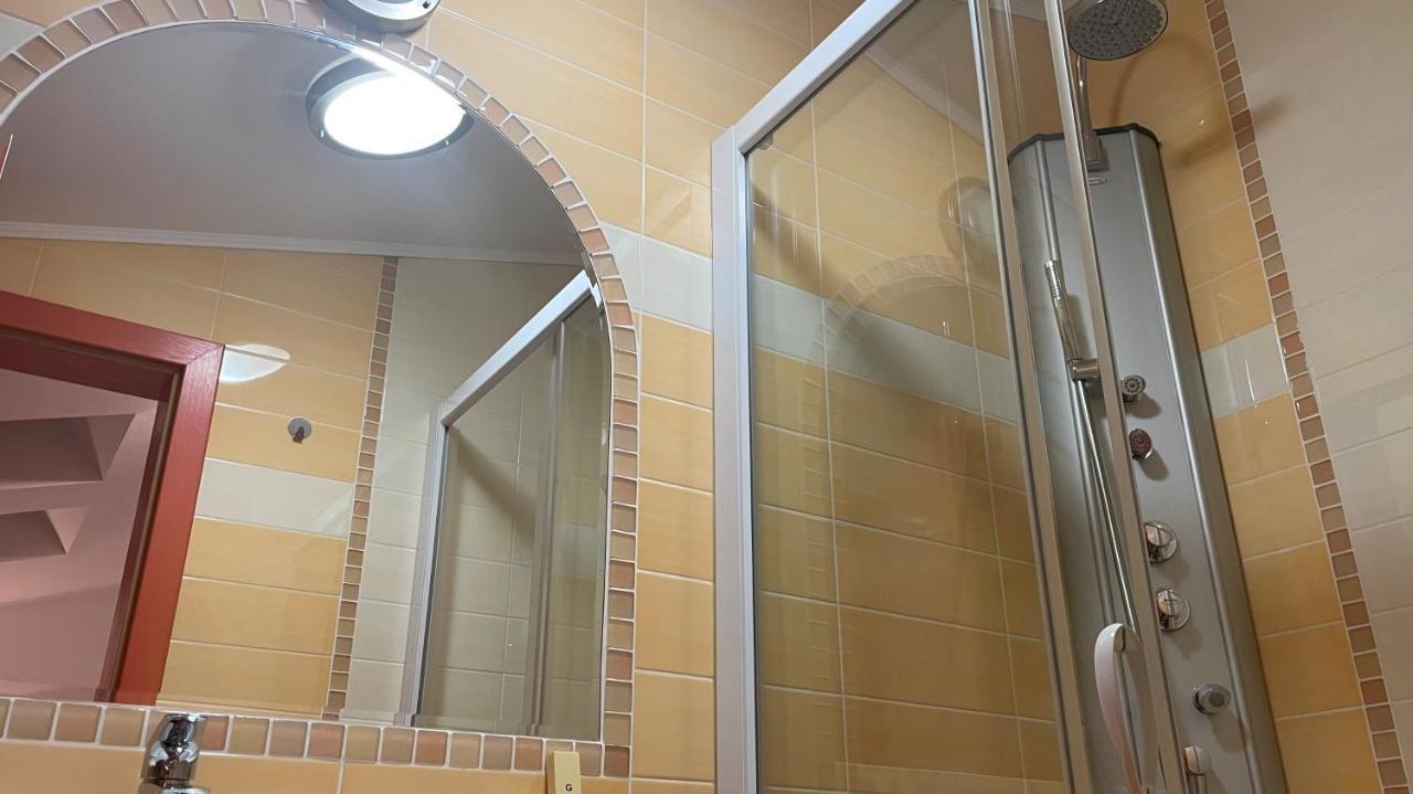 Madonca Rooms & Restaurant نوفا جوريكا المظهر الخارجي الصورة